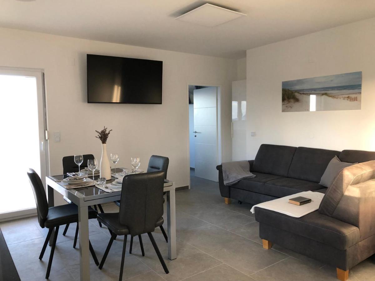 Apartments Villa Prima Privlaka  Eksteriør billede